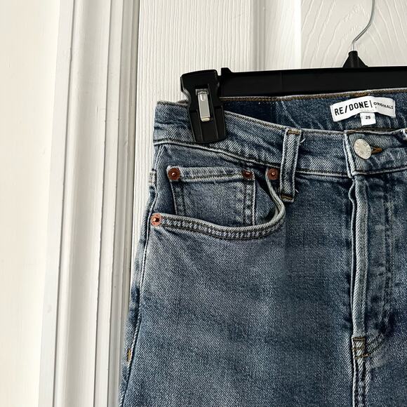 Re/Done Originals 2019 High Rise Stove Pipe Raw Hem Light Wash 25 190-3WSTV27 - Picture 3 of 13